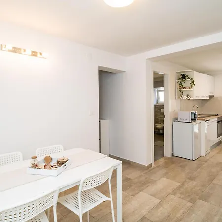 Appartement Nice In With Kitchen Dubrovnik